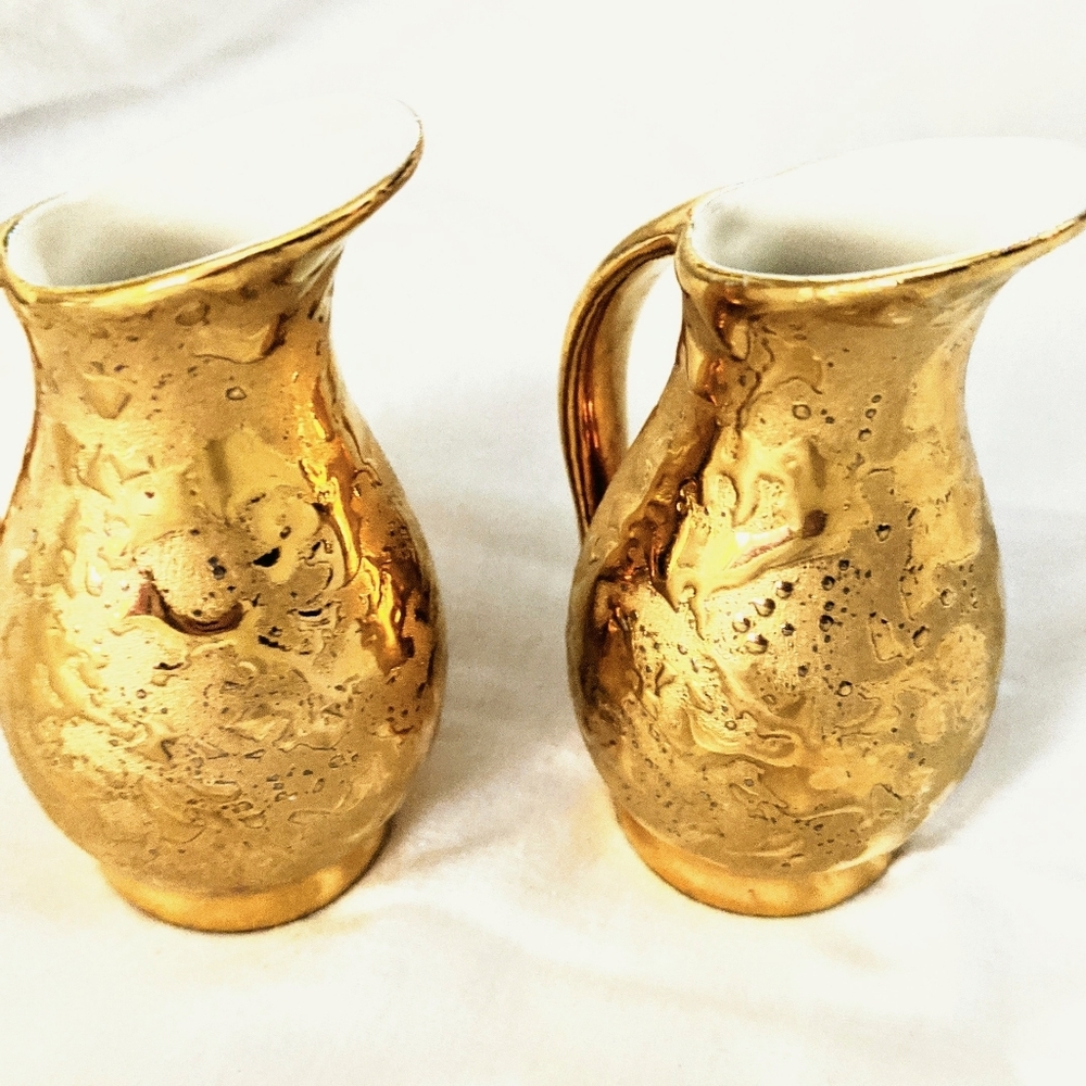 Holly Rose 22k plated pitchers set